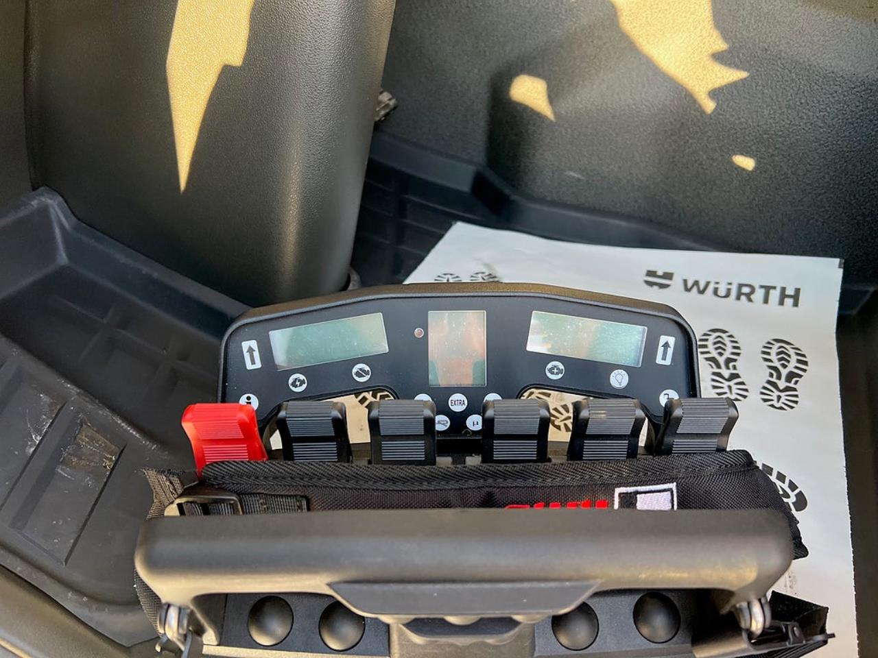 Volvo FM13 500 8x4*4 Tridem Kranv&auml;xlare Hiab 302 2023 - Kran