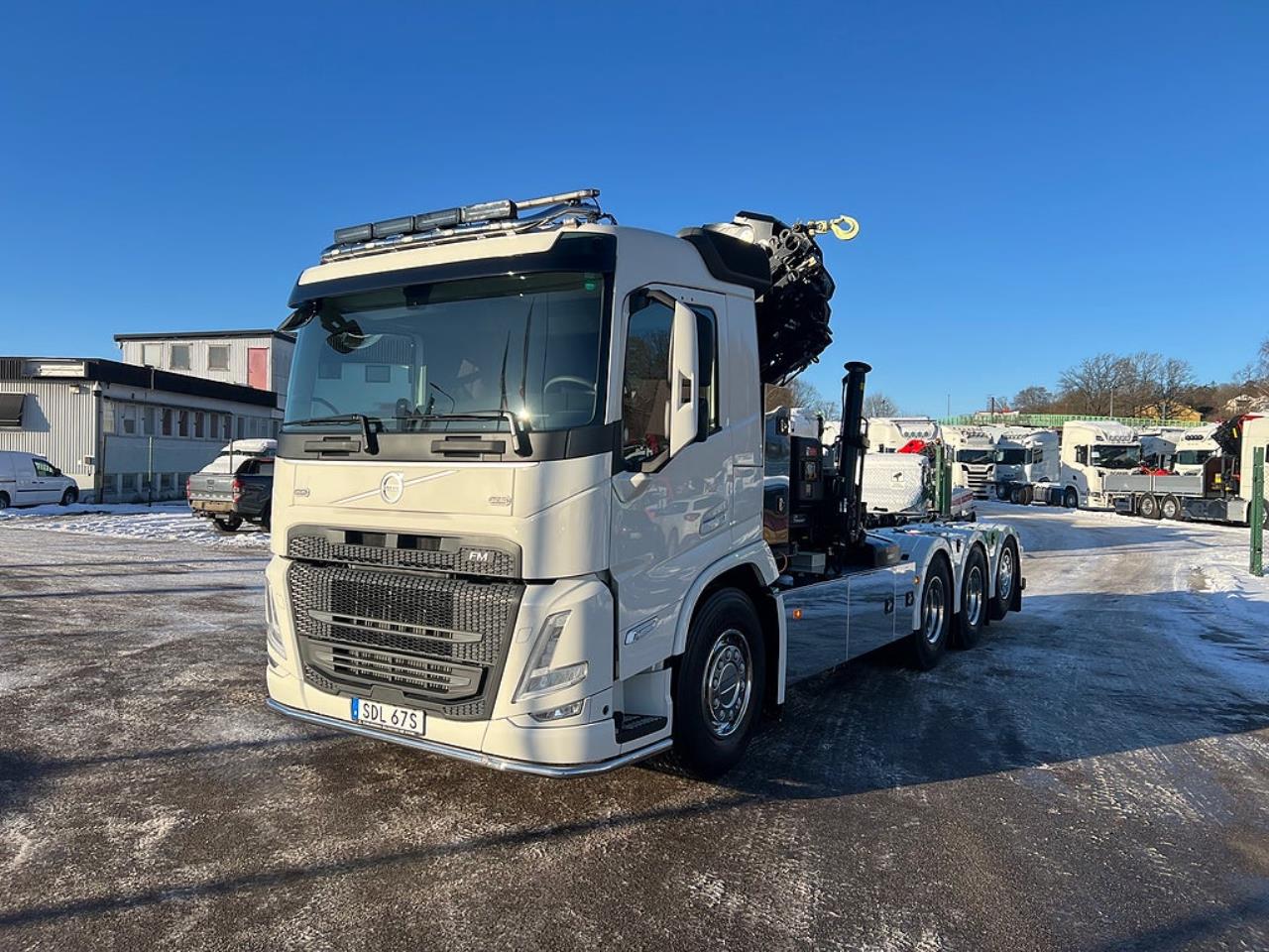Volvo FM13 500 8x4*4 Tridem Kranv&auml;xlare Hiab 302 2023 - Kran