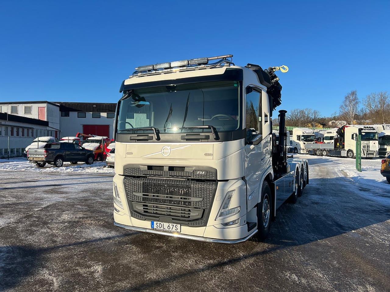 Volvo FM13 500 8x4*4 Tridem Kranv&auml;xlare Hiab 302 2023 - Kran