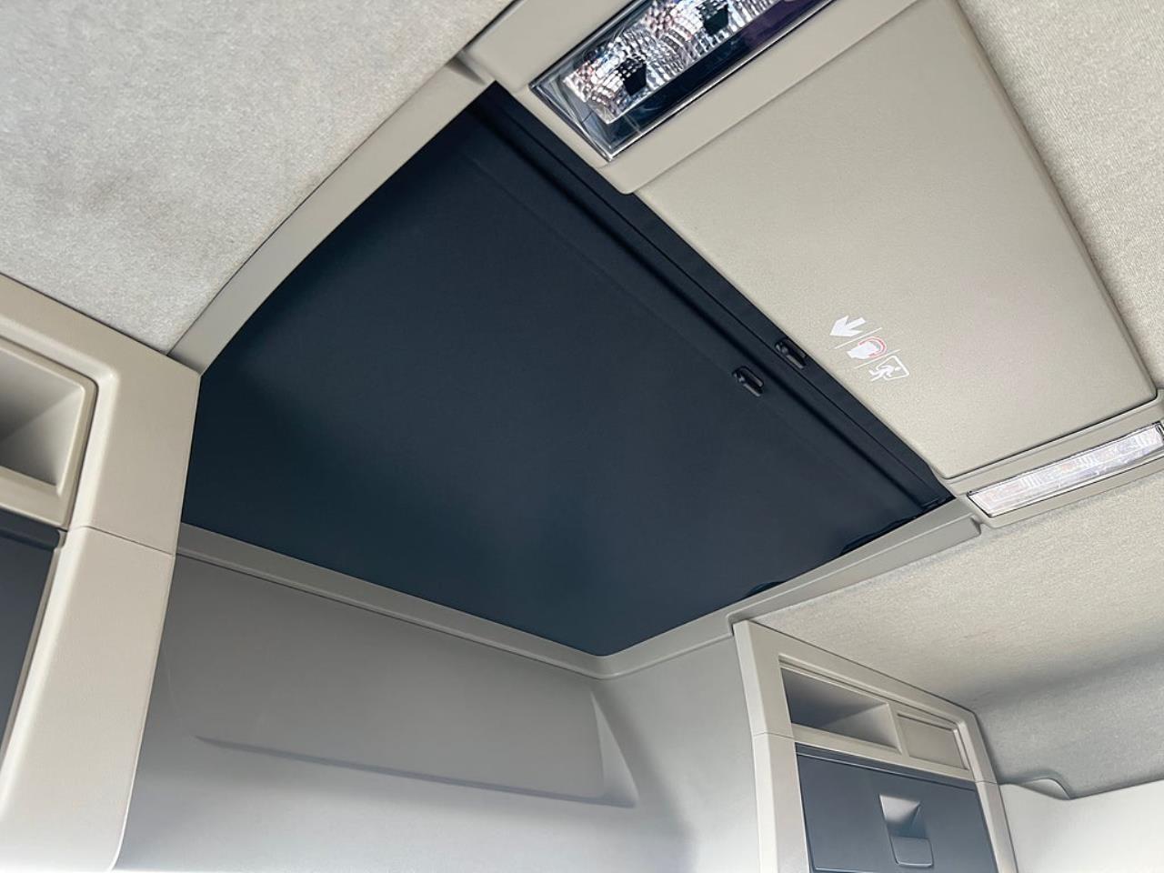 Volvo FM13 500 8x4*4 Tridem Kranv&auml;xlare Hiab 302 2023 - Kran