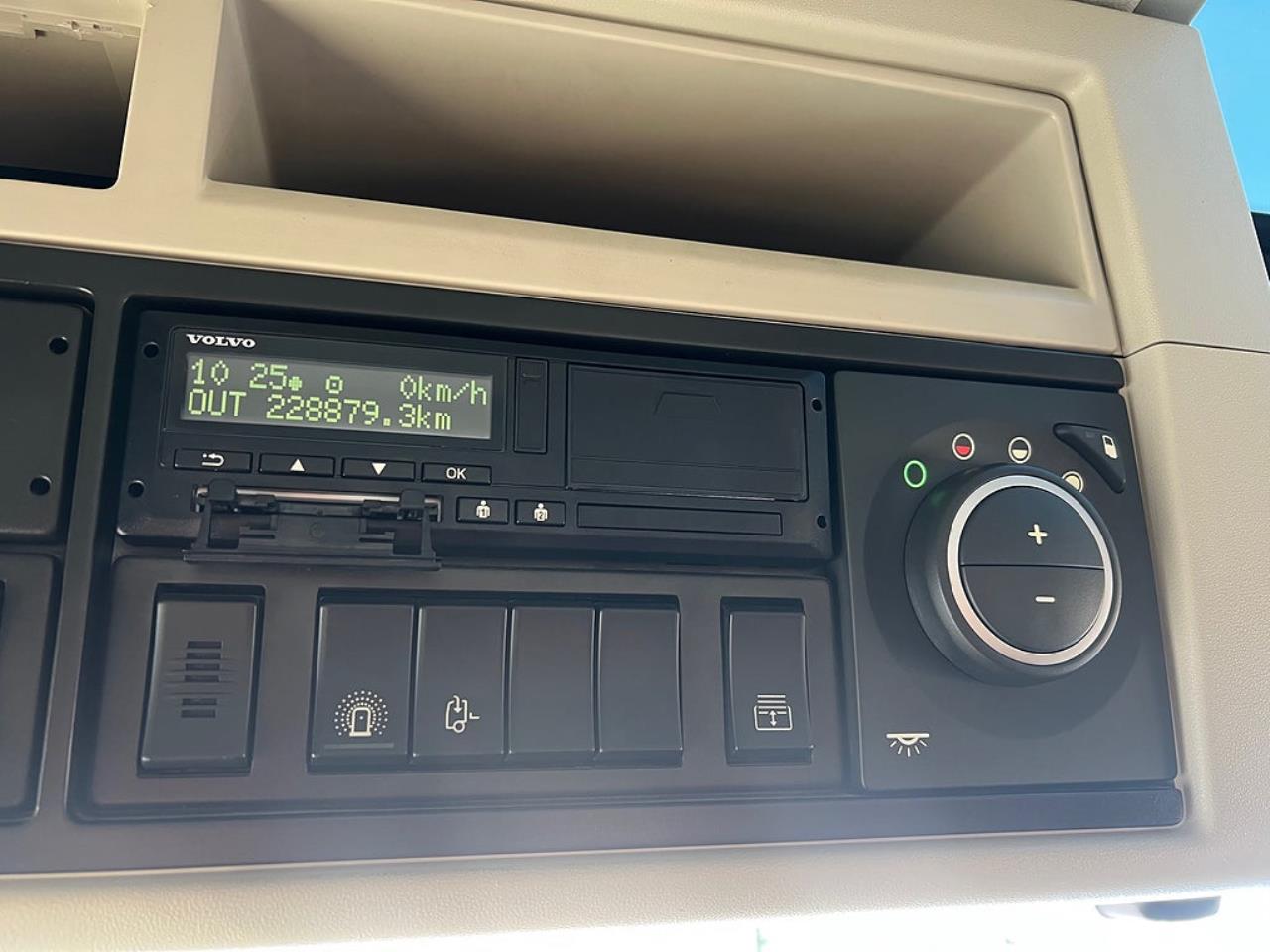 Volvo FH16 550 8x4*4 Tridem Tippbil I-See, Fullutrustad 2022 - Tipp