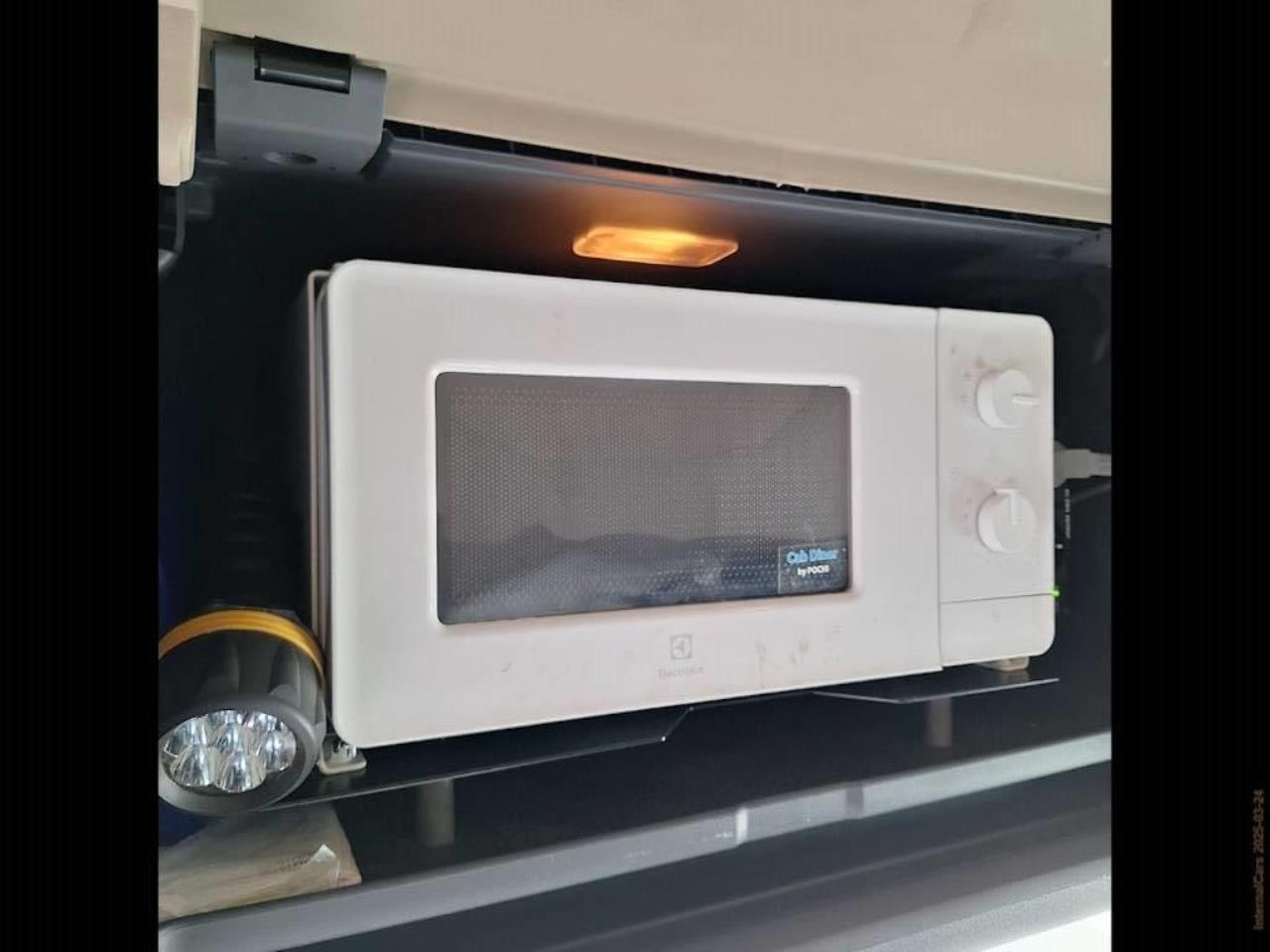 Scania R490 LB6x2*4 Flak med kran 2016 - Flak