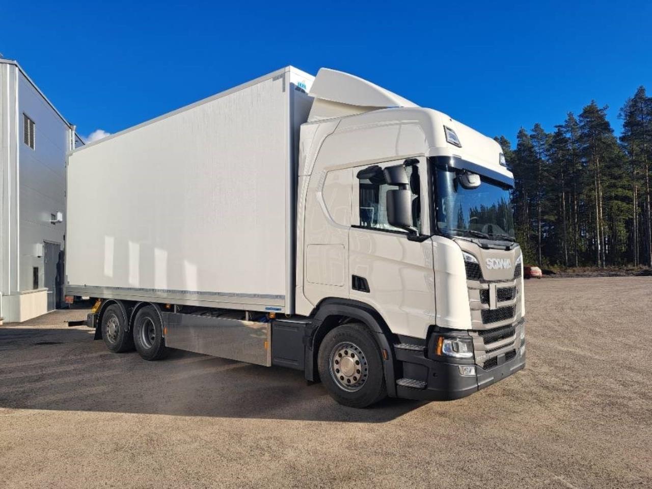 Scania R500 LB6x2*4 Fj&auml;rr / Sk&aring;p Fj&auml;rrbil med lift 2025 - Sk&aring;p