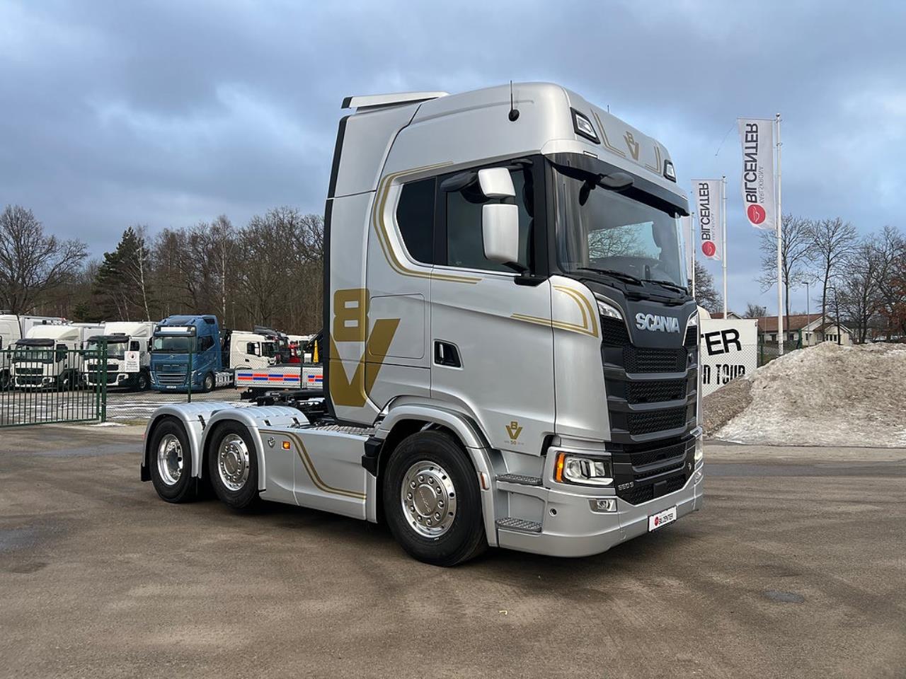 Scania 660S 6x2/4 Styrbar Pusher V8-Edition Dragbil 2026 - Dragbil