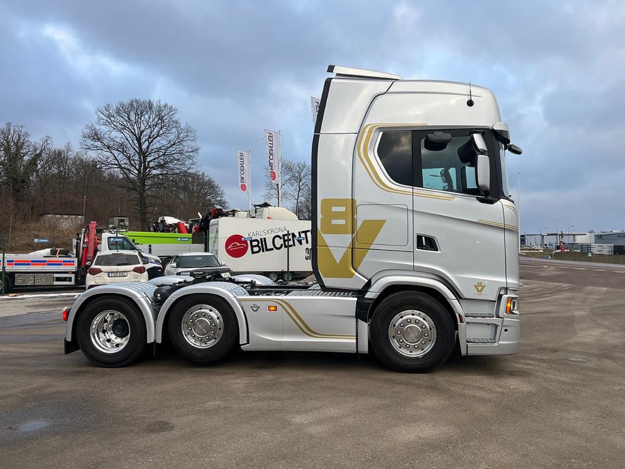 Scania 660S 6x2/4 Styrbar Pusher V8-Edition Dragbil 2026 - Dragbil