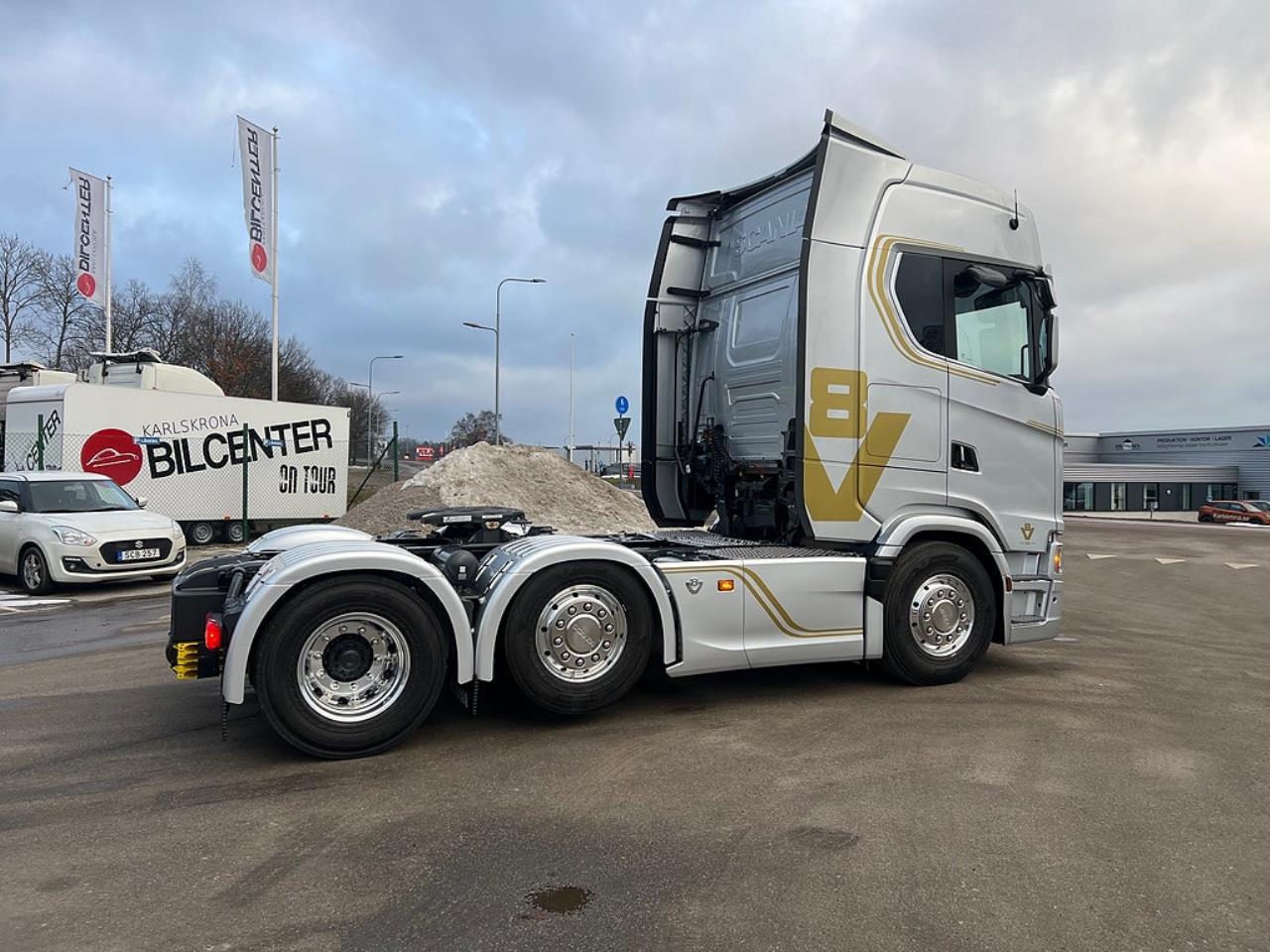 Scania 660S 6x2/4 Styrbar Pusher V8-Edition Dragbil 2026 - Dragbil