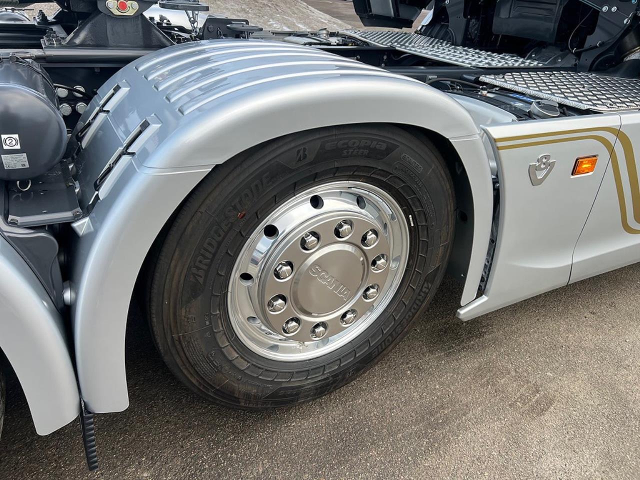 Scania 660S 6x2/4 Styrbar Pusher V8-Edition Dragbil 2026 - Dragbil