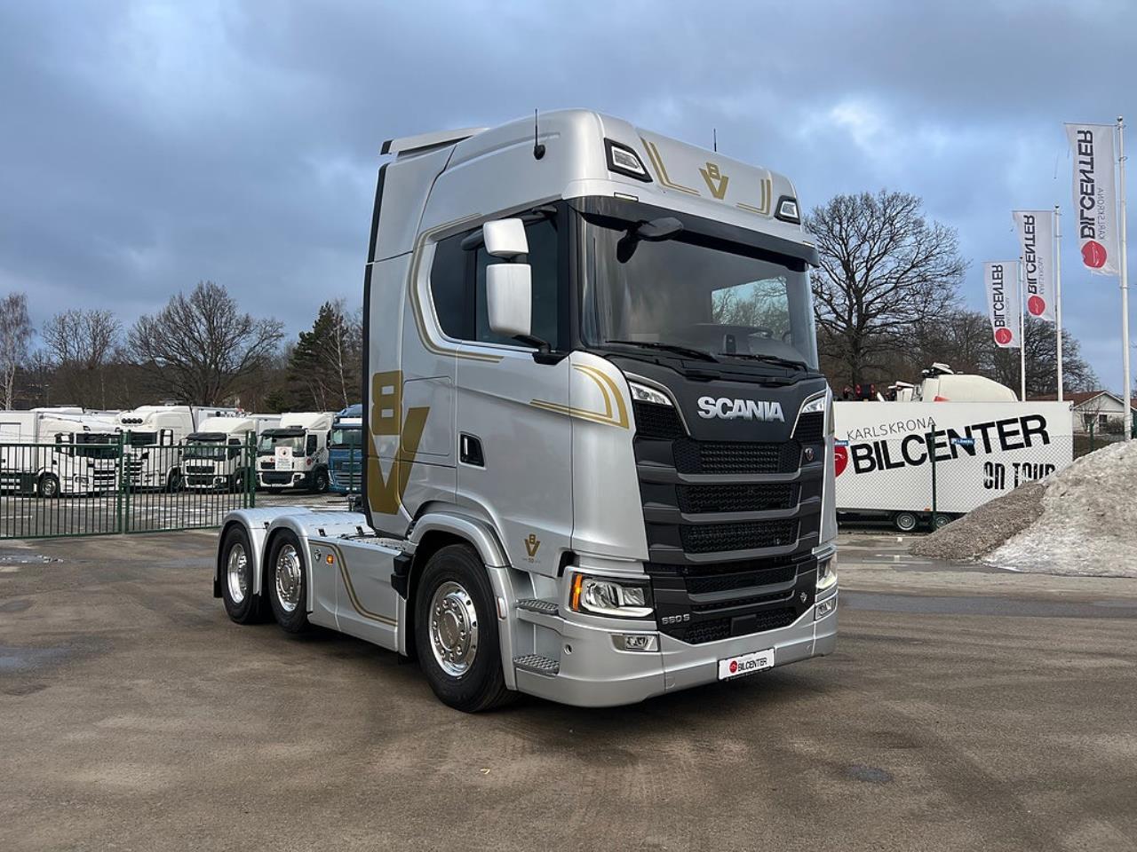 Scania 660S 6x2/4 Styrbar Pusher V8-Edition Dragbil 2026 - Dragbil