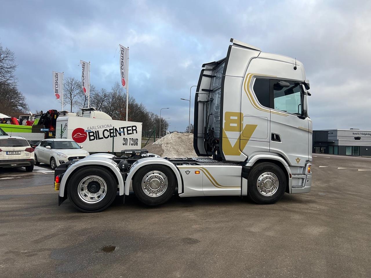 Scania 660S 6x2/4 Styrbar Pusher V8-Edition Dragbil 2026 - Dragbil