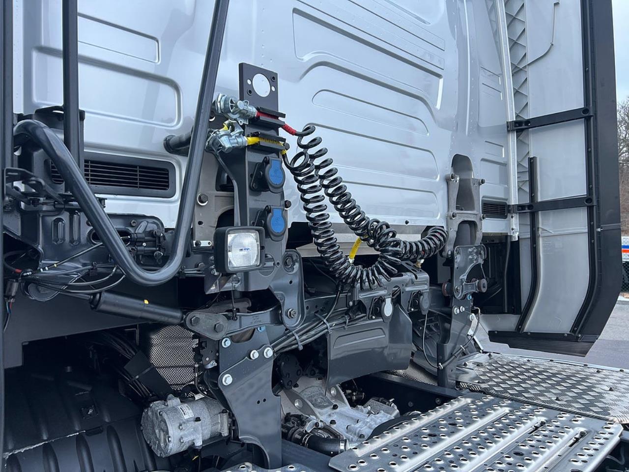 Scania 660S 6x2/4 Styrbar Pusher V8-Edition Dragbil 2026 - Dragbil