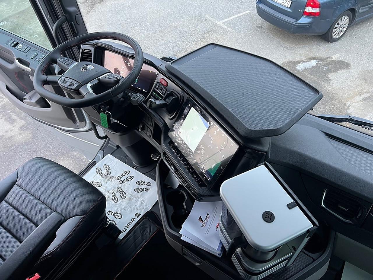 Scania 660S 6x2/4 Styrbar Pusher V8-Edition Dragbil 2026 - Dragbil