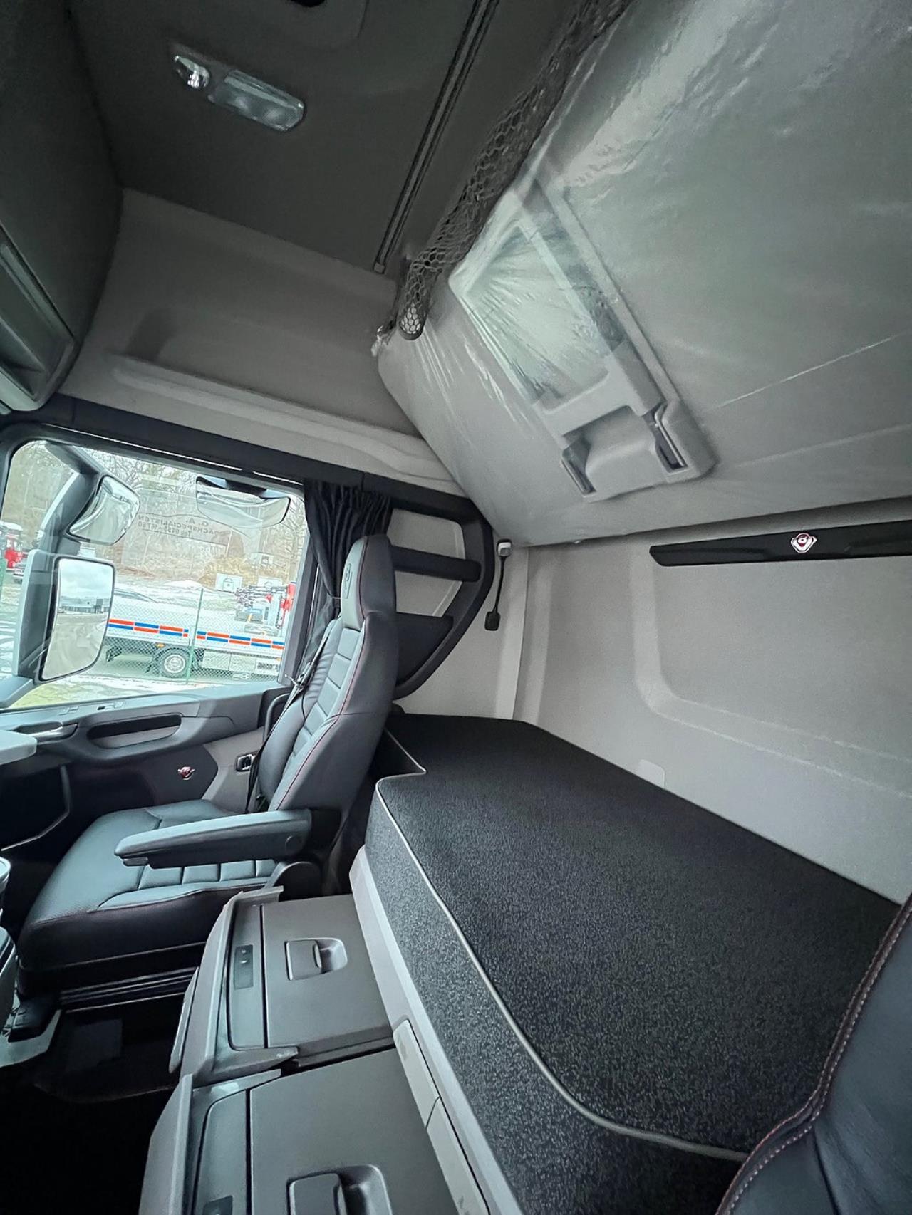 Scania 660S 6x2/4 Styrbar Pusher V8-Edition Dragbil 2026 - Dragbil