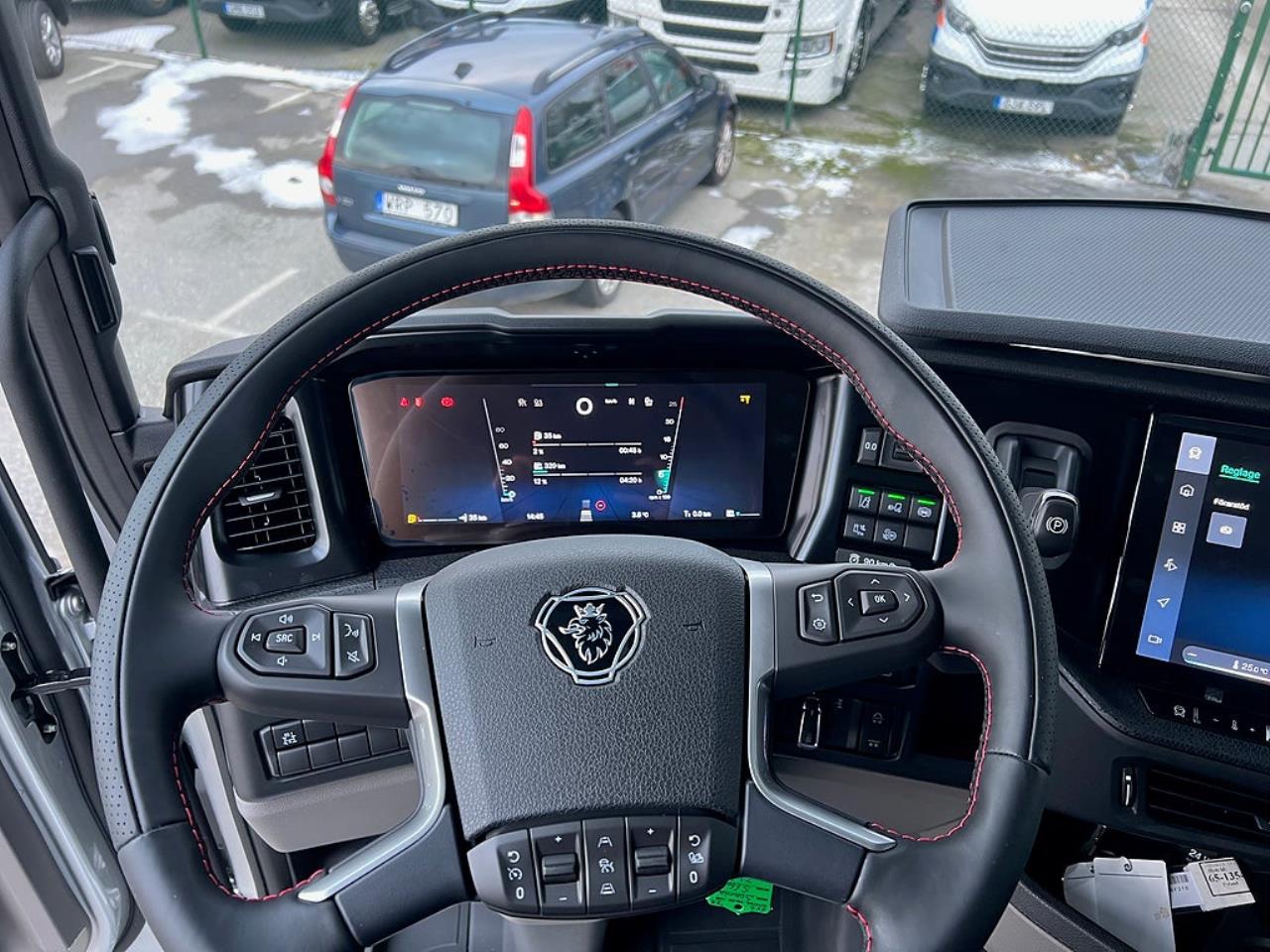 Scania 660S 6x2/4 Styrbar Pusher V8-Edition Dragbil 2026 - Dragbil