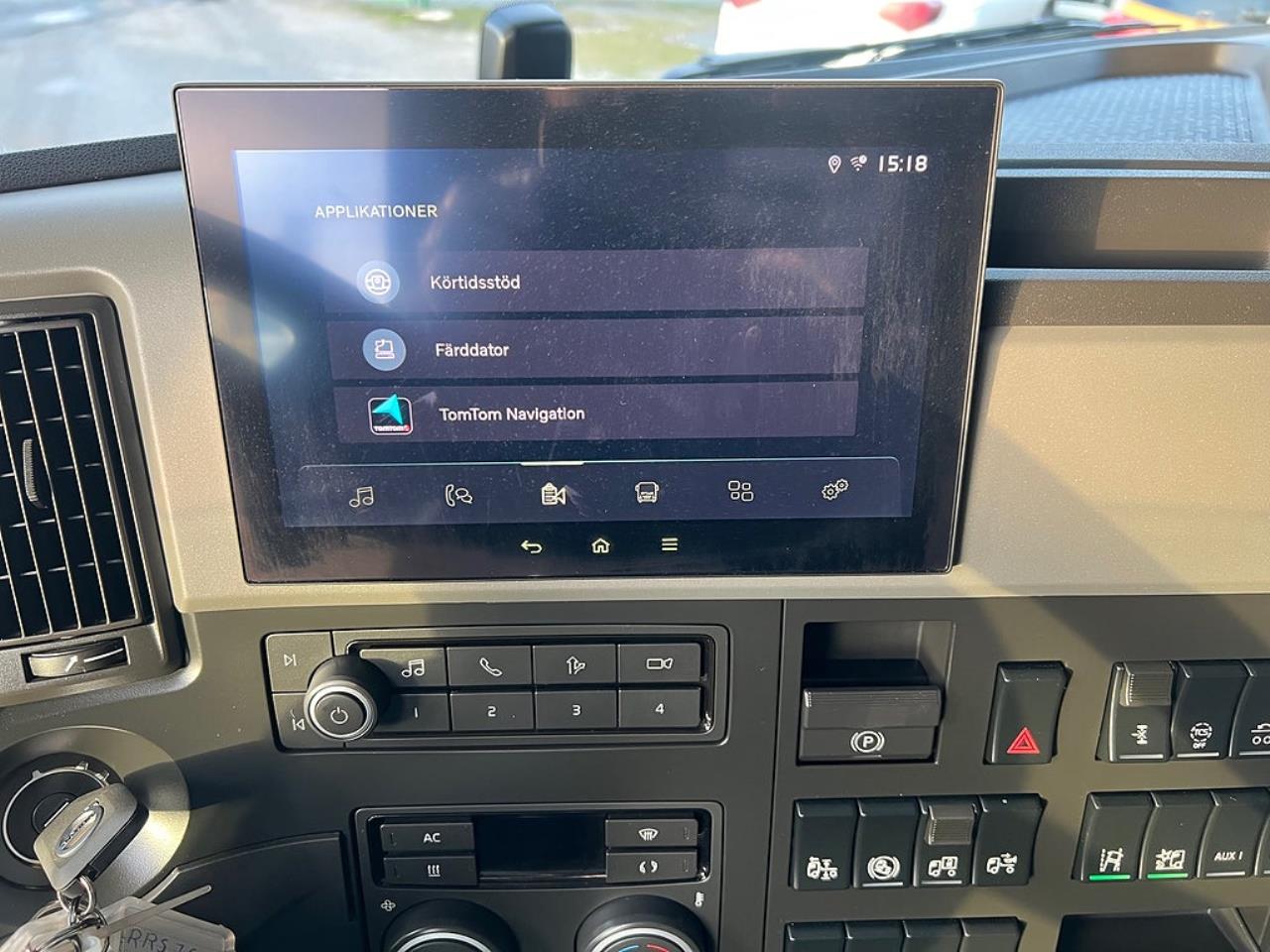 Volvo FM13 460 6x2*4 Sk&aring;pbil &Ouml;ppningsbarsida & Dubbla lastplan 2023 - Sk&aring;p