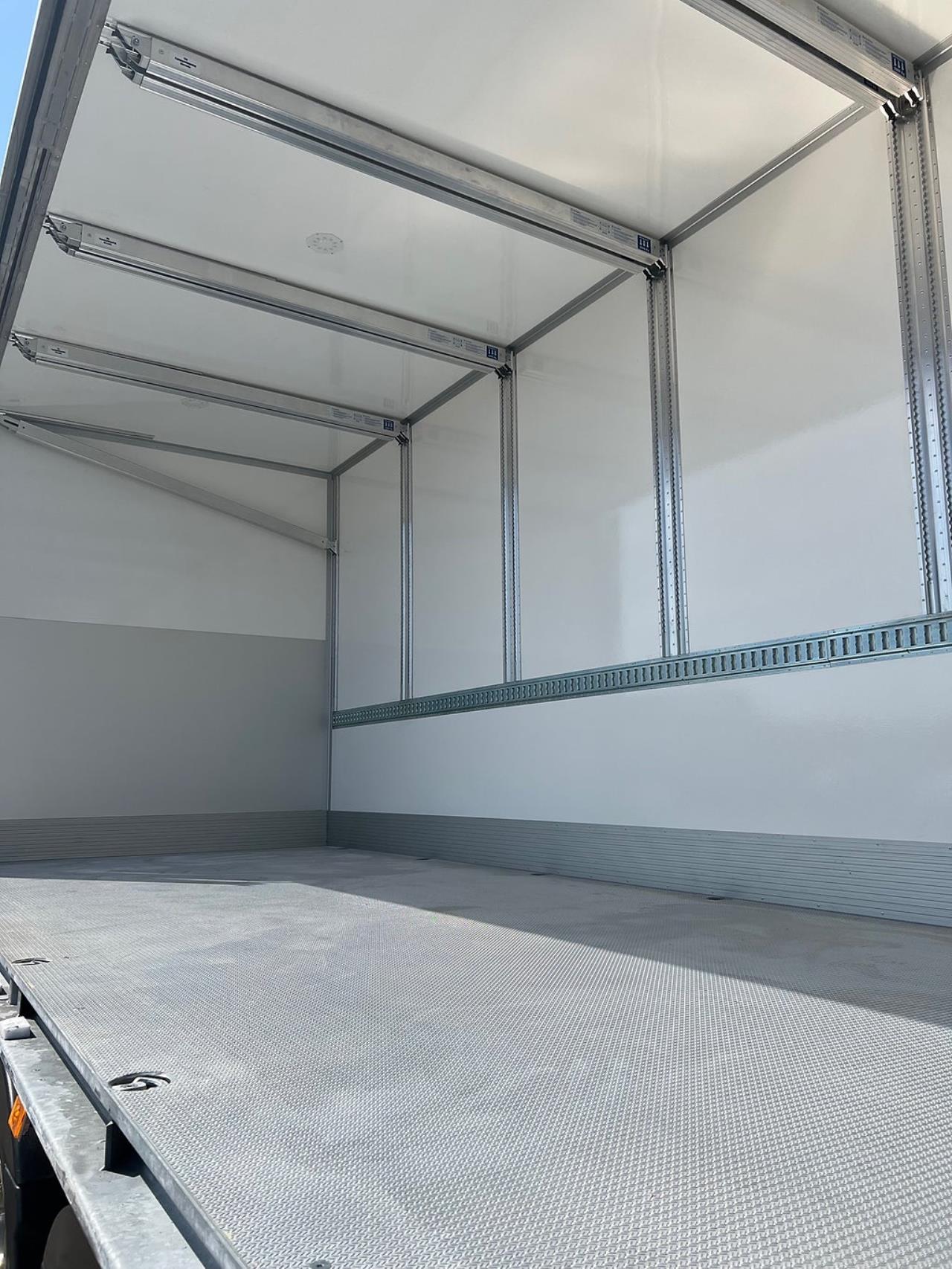 Volvo FM13 460 6x2*4 Sk&aring;pbil &Ouml;ppningsbarsida & Dubbla lastplan 2023 - Sk&aring;p