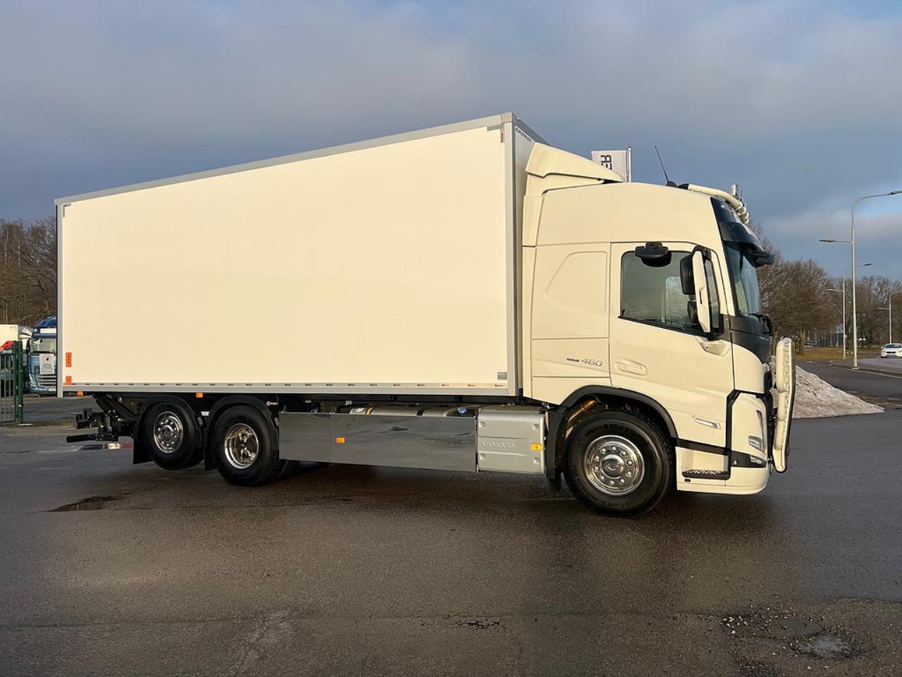 Volvo FM13 460 6x2*4 Sk&aring;pbil &Ouml;ppningsbarsida & Dubbla lastplan 2023 - Sk&aring;p