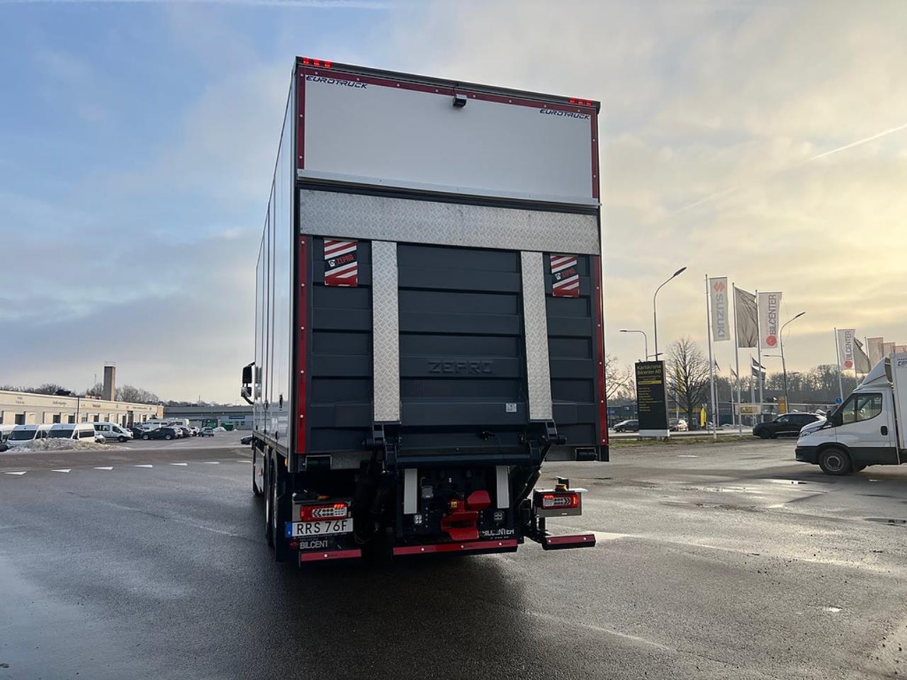 Volvo FM13 460 6x2*4 Sk&aring;pbil &Ouml;ppningsbarsida & Dubbla lastplan 2023 - Sk&aring;p