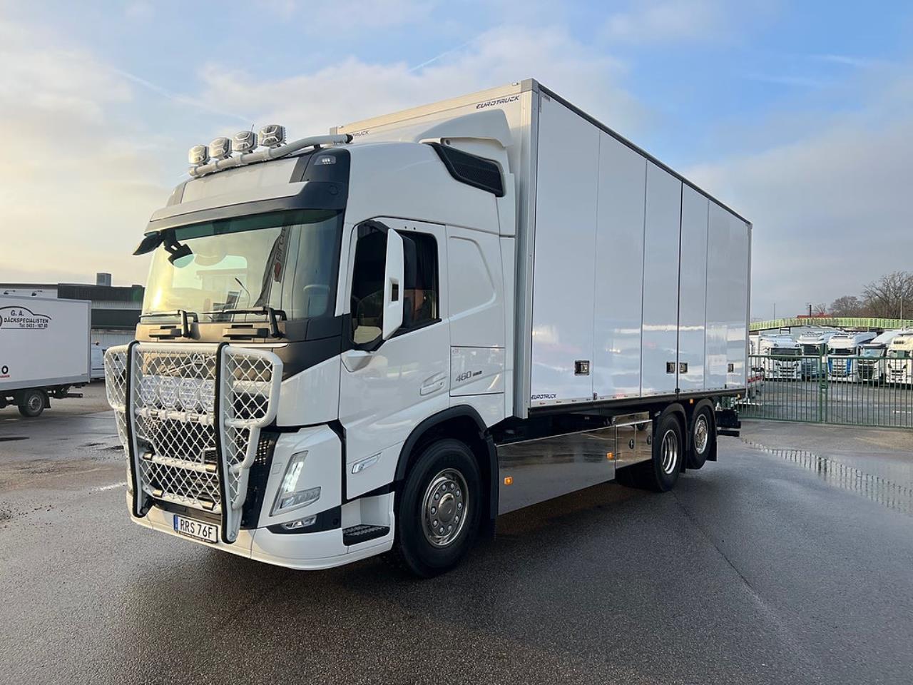 Volvo FM13 460 6x2*4 Sk&aring;pbil &Ouml;ppningsbarsida & Dubbla lastplan 2023 - Sk&aring;p