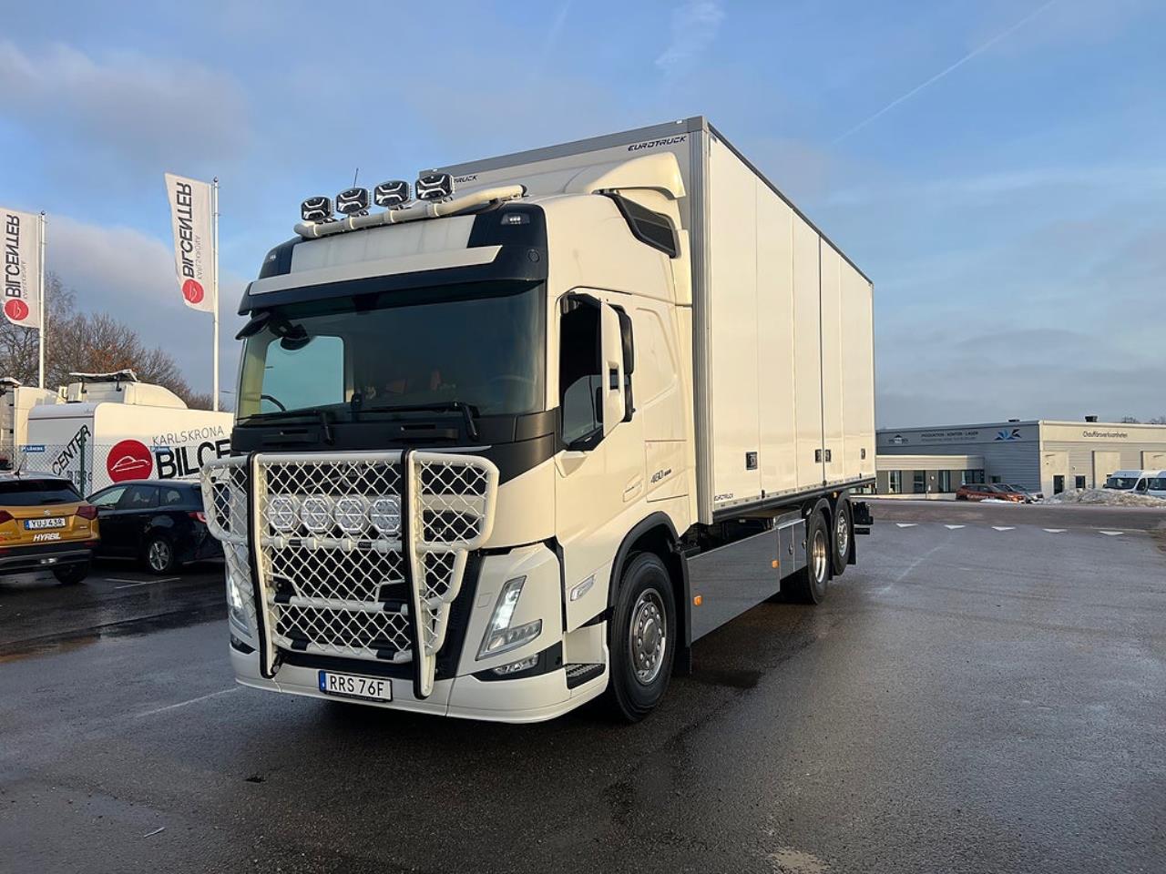 Volvo FM13 460 6x2*4 Sk&aring;pbil &Ouml;ppningsbarsida & Dubbla lastplan 2023 - Sk&aring;p