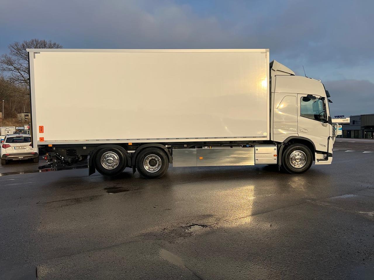 Volvo FM13 460 6x2*4 Sk&aring;pbil &Ouml;ppningsbarsida & Dubbla lastplan 2023 - Sk&aring;p
