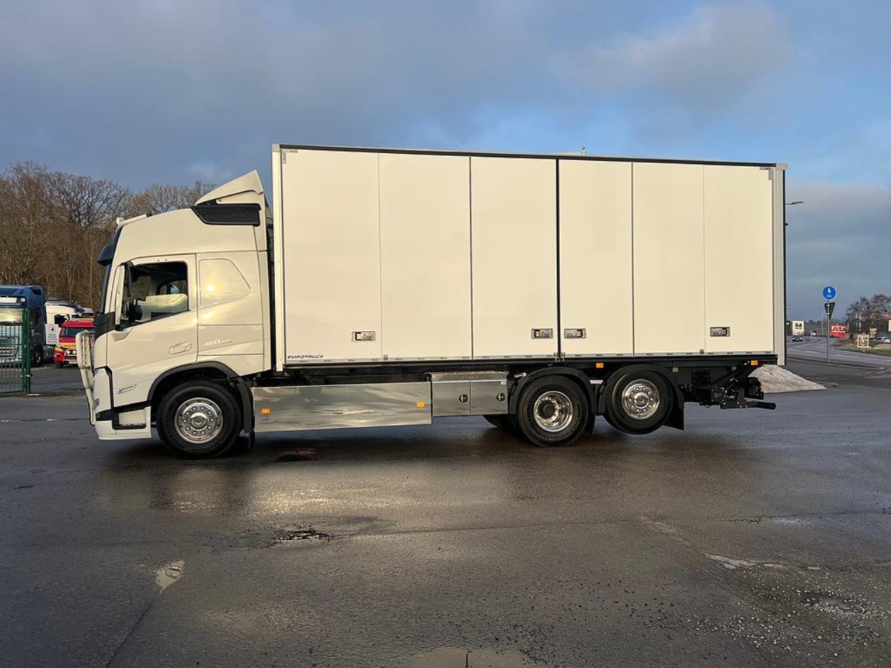 Volvo FM13 460 6x2*4 Sk&aring;pbil &Ouml;ppningsbarsida & Dubbla lastplan 2023 - Sk&aring;p