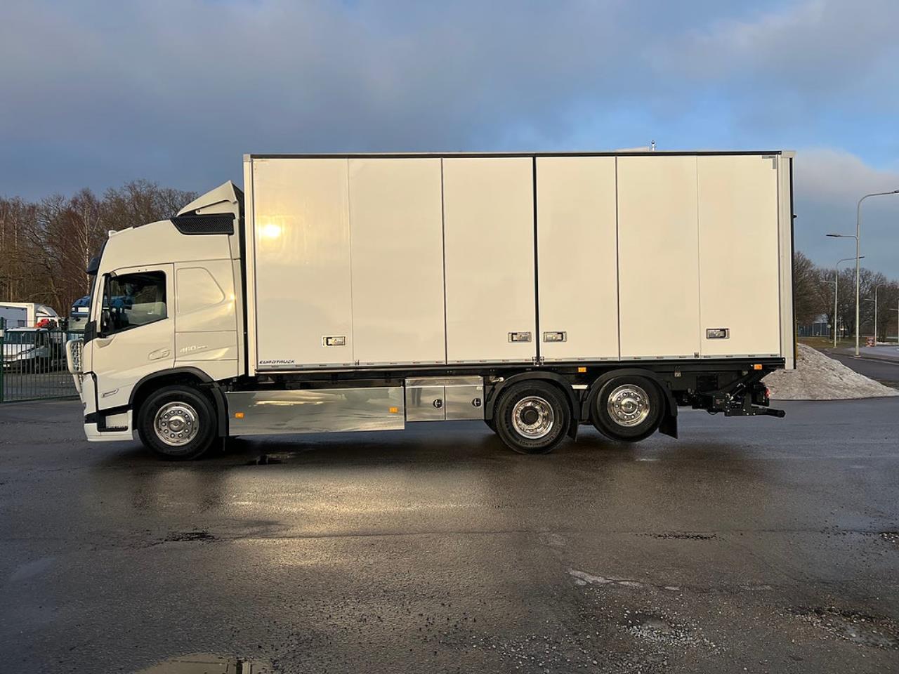 Volvo FM13 460 6x2*4 Sk&aring;pbil &Ouml;ppningsbarsida & Dubbla lastplan 2023 - Sk&aring;p