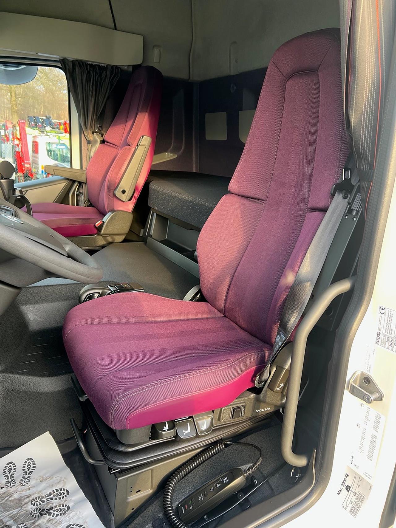 Volvo FM13 460 6x2*4 Sk&aring;pbil &Ouml;ppningsbarsida & Dubbla lastplan 2023 - Sk&aring;p