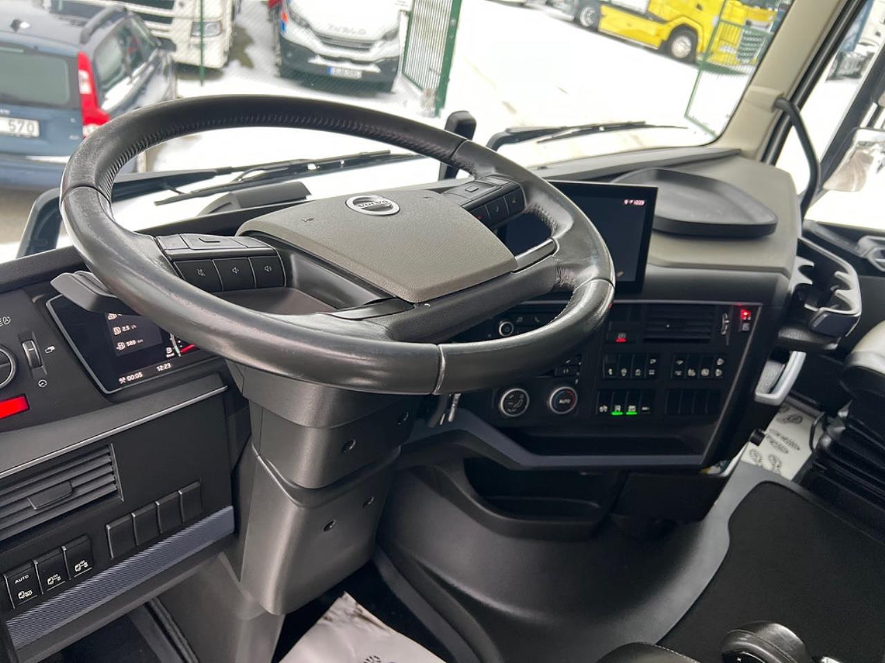 Volvo FH13 540 6x2 Containerede *13 700 Mil* 2023 - &Ouml;vrigt