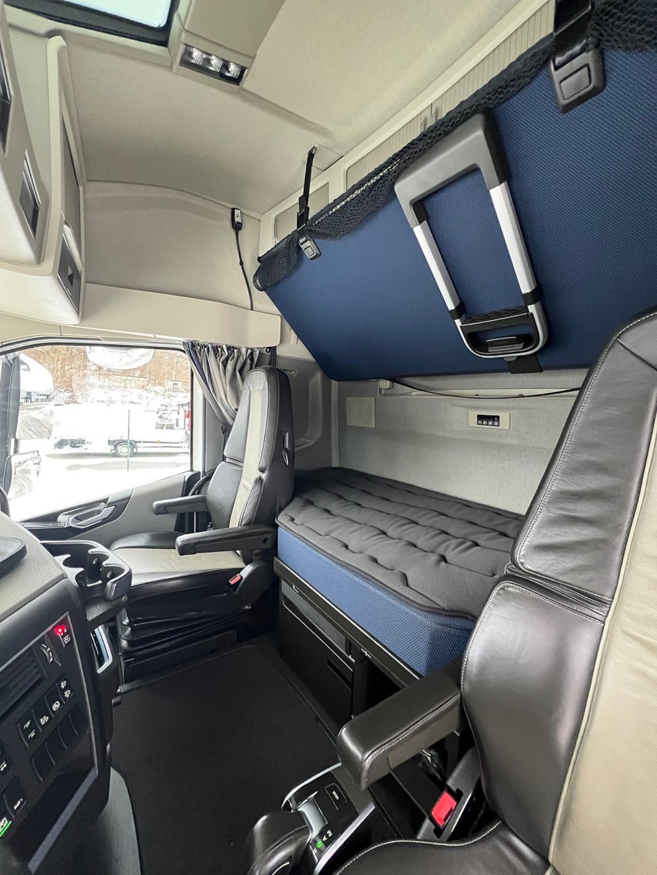 Volvo FH13 540 6x2 Containerede *13 700 Mil* 2023 - &Ouml;vrigt