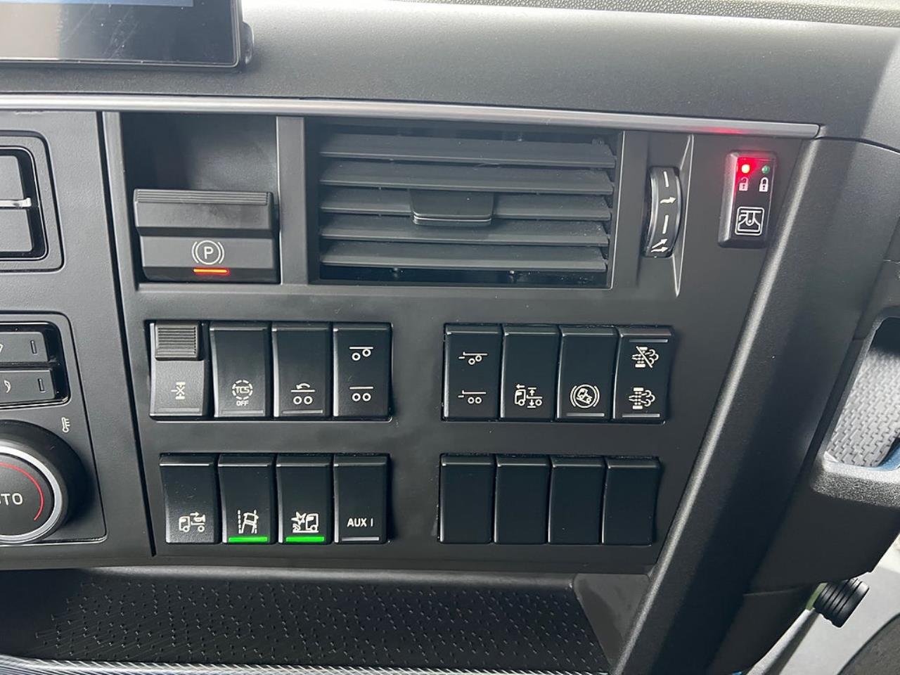 Volvo FH13 540 6x2 Containerede *13 700 Mil* 2023 - &Ouml;vrigt