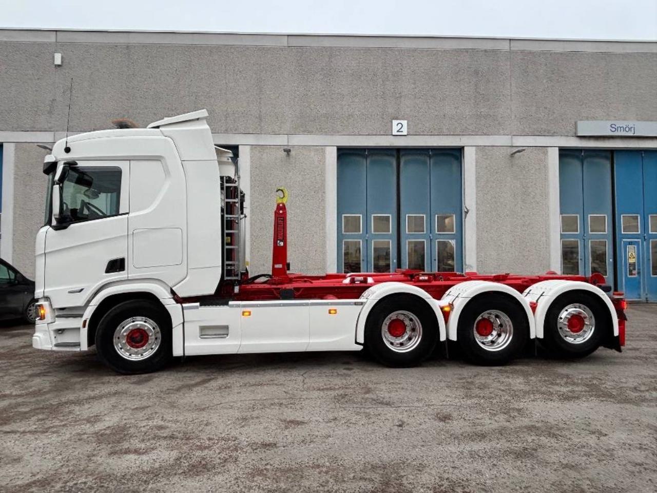 Scania R560 8x4 Tridem Hiab 26ton Lastv&auml;xlare 2023 - Krok/Lastv&auml;xlare