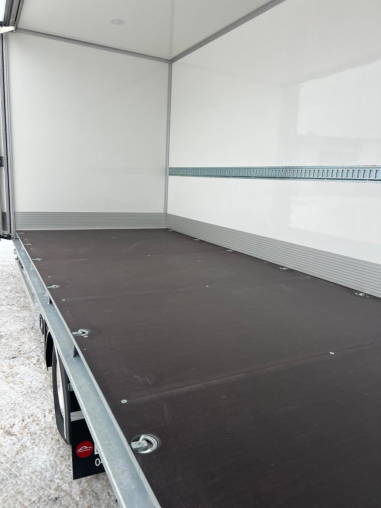 Iveco Daily 72C18 A8 Sk&aring;pbil &Ouml;ppningsbarsida Fullutrustad 2025 - &Ouml;vrigt