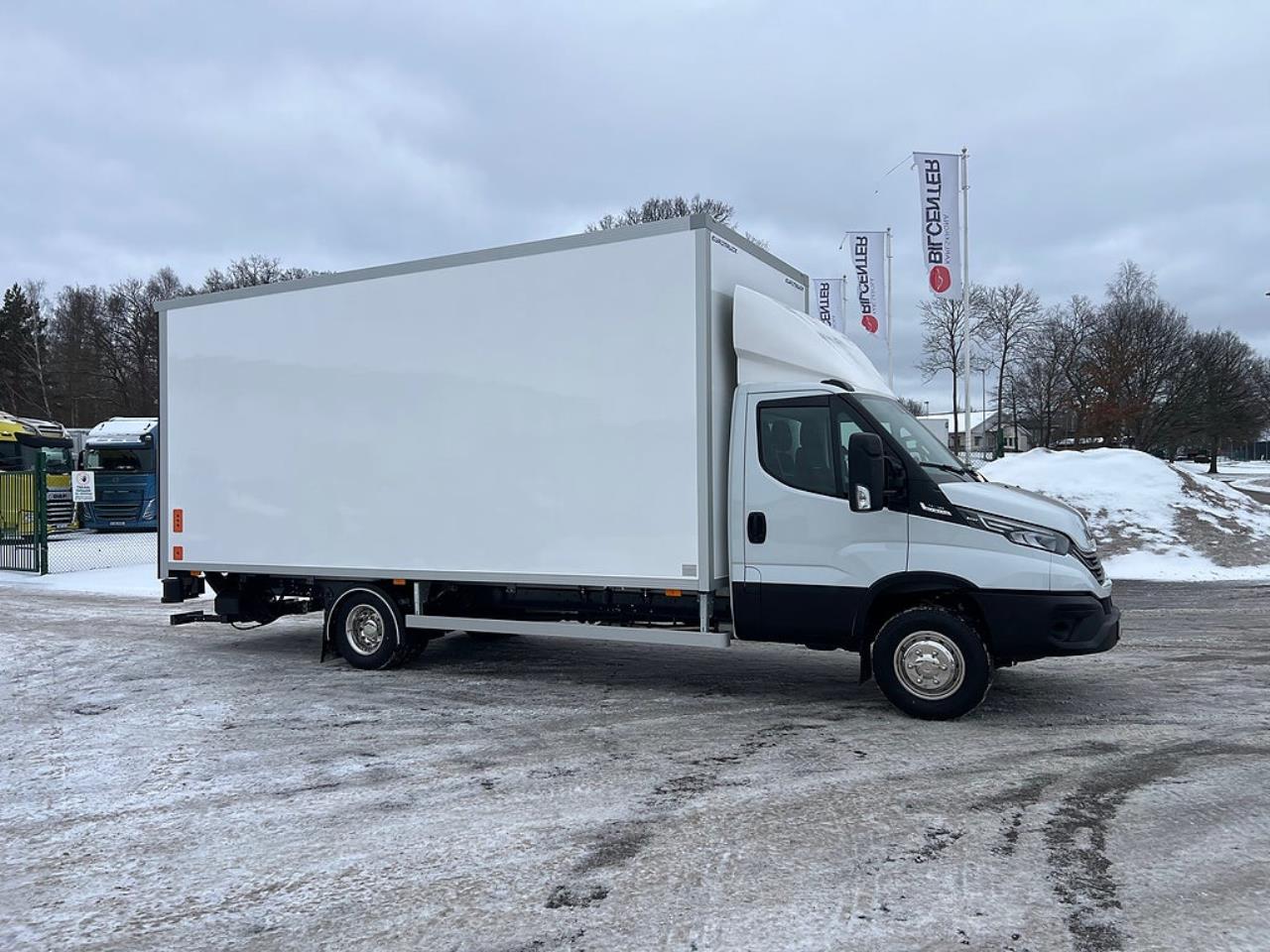 Iveco Daily 72C18 A8 Sk&aring;pbil &Ouml;ppningsbarsida Fullutrustad 2025 - &Ouml;vrigt