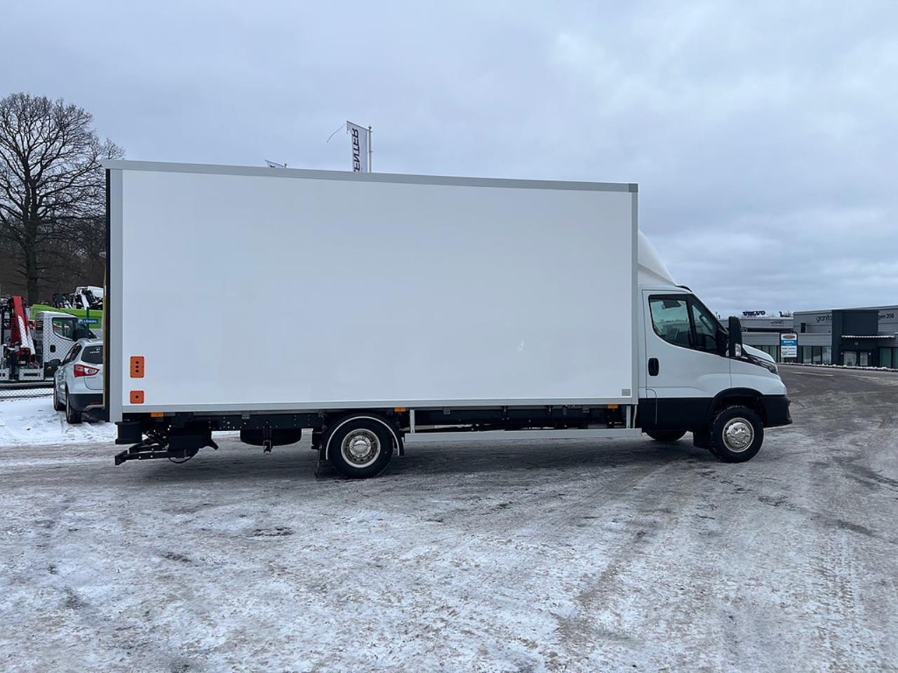 Iveco Daily 72C18 A8 Sk&aring;pbil &Ouml;ppningsbarsida Fullutrustad 2025 - &Ouml;vrigt