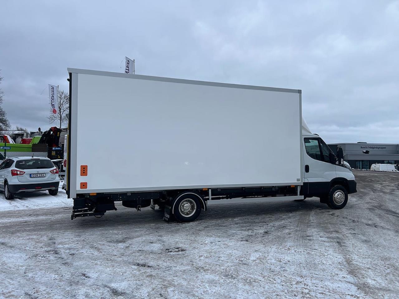 Iveco Daily 72C18 A8 Sk&aring;pbil &Ouml;ppningsbarsida Fullutrustad 2025 - &Ouml;vrigt