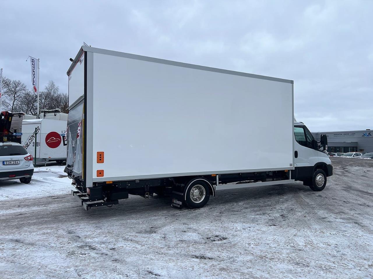 Iveco Daily 72C18 A8 Sk&aring;pbil &Ouml;ppningsbarsida Fullutrustad 2025 - &Ouml;vrigt