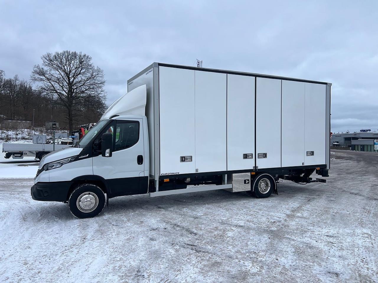 Iveco Daily 72C18 A8 Sk&aring;pbil &Ouml;ppningsbarsida Fullutrustad 2025 - &Ouml;vrigt