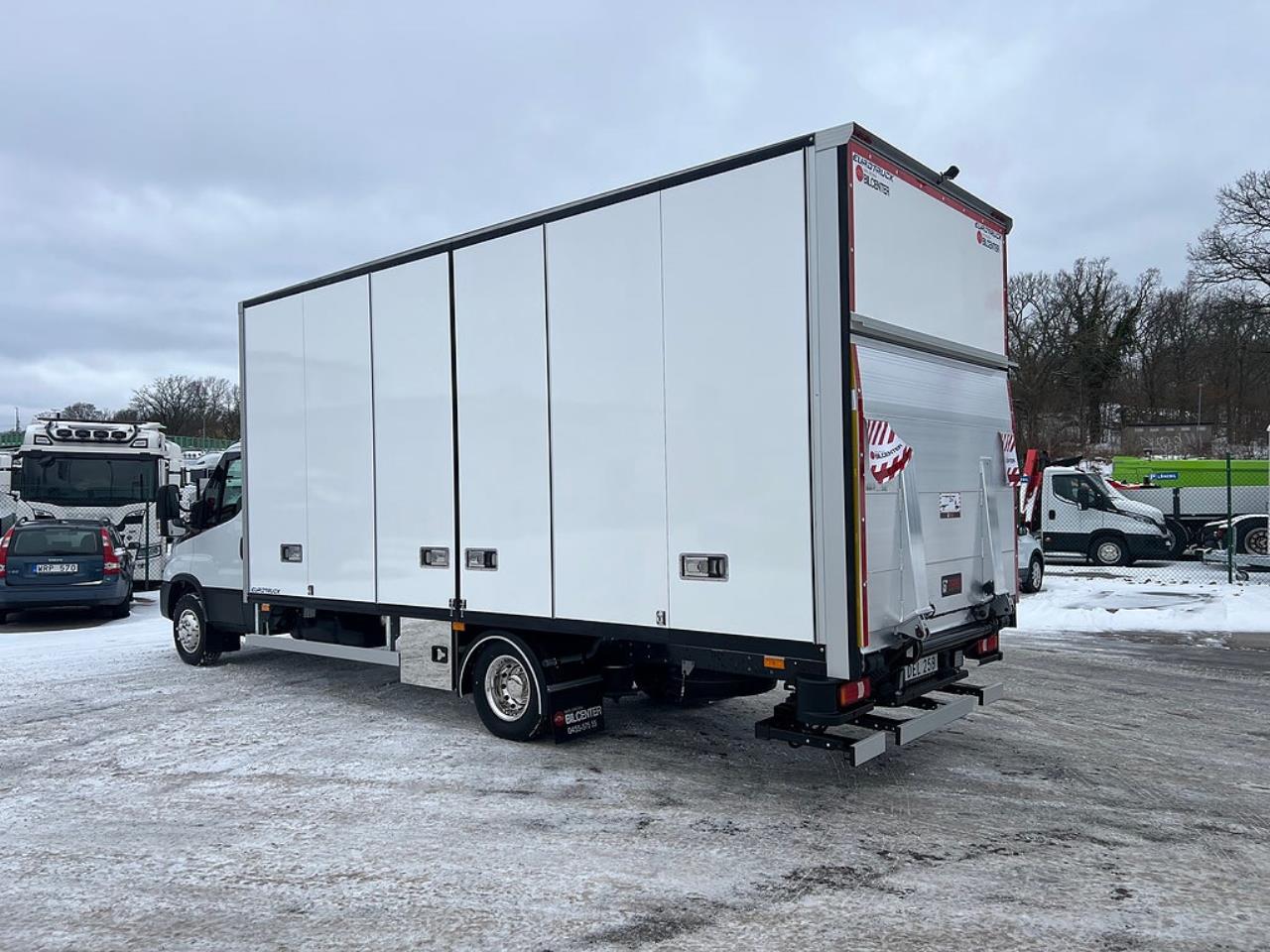 Iveco Daily 72C18 A8 Sk&aring;pbil &Ouml;ppningsbarsida Fullutrustad 2025 - &Ouml;vrigt