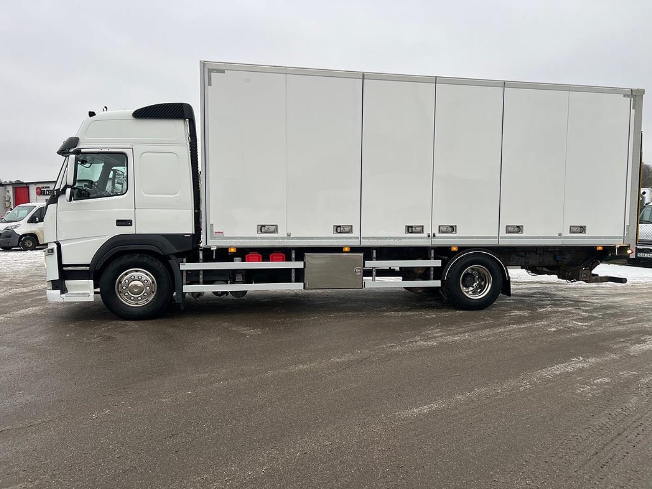 Volvo FM 330 4x2 Sk&aring;pbil, &Ouml;ppningsbarsida, Euro 6 2016 - Sk&aring;p