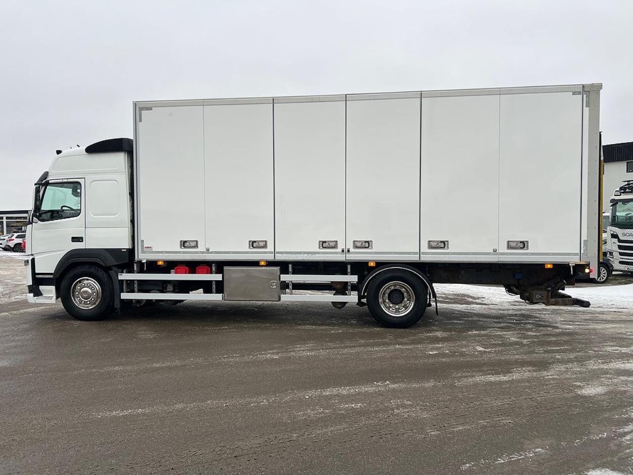 Volvo FM 330 4x2 Sk&aring;pbil, &Ouml;ppningsbarsida, Euro 6 2016 - Sk&aring;p