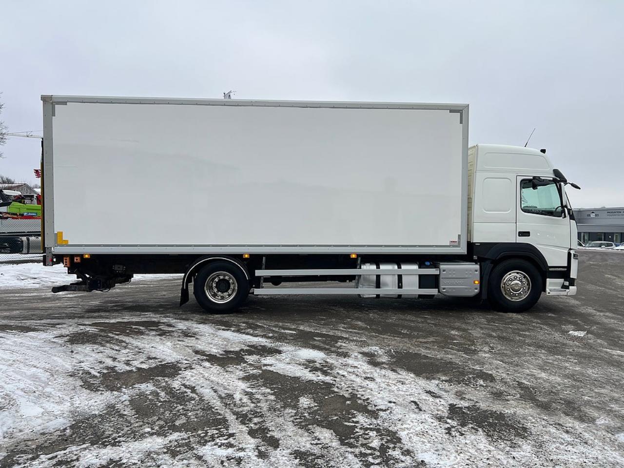 Volvo FM 330 4x2 Sk&aring;pbil, &Ouml;ppningsbarsida, Euro 6 2016 - Sk&aring;p