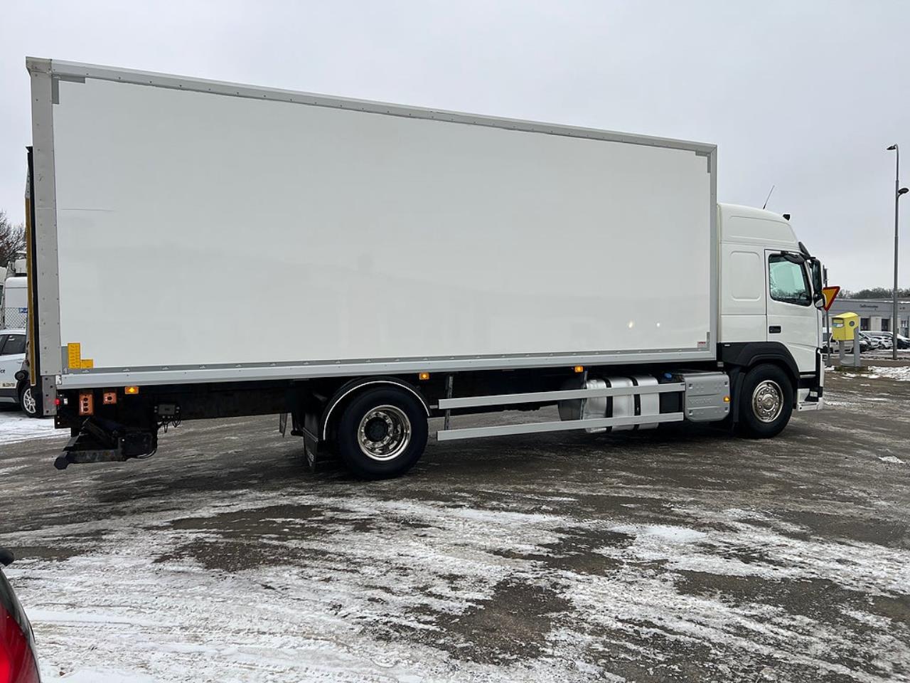 Volvo FM 330 4x2 Sk&aring;pbil, &Ouml;ppningsbarsida, Euro 6 2016 - Sk&aring;p