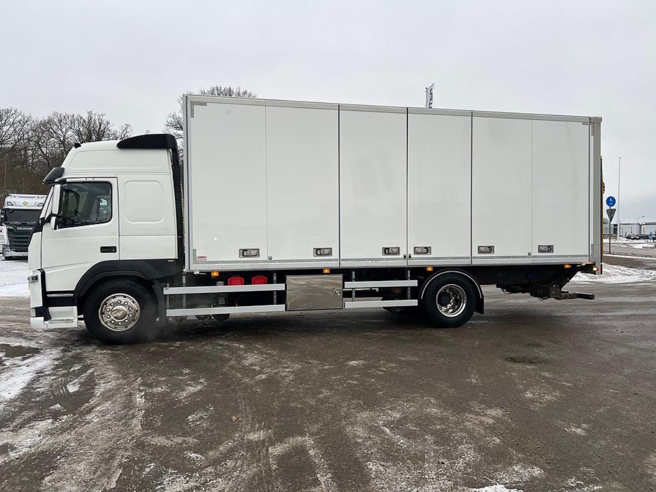 Volvo FM 330 4x2 Sk&aring;pbil, &Ouml;ppningsbarsida, Euro 6 2016 - Sk&aring;p