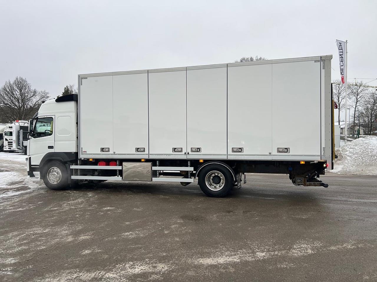 Volvo FM 330 4x2 Sk&aring;pbil, &Ouml;ppningsbarsida, Euro 6 2016 - Sk&aring;p