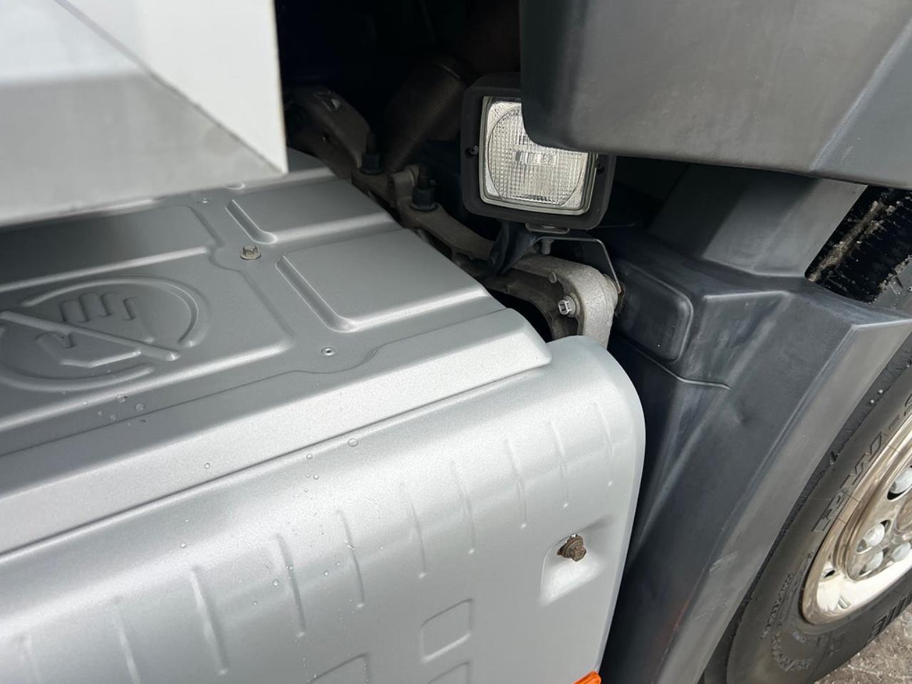 Volvo FM 330 4x2 Sk&aring;pbil, &Ouml;ppningsbarsida, Euro 6 2016 - Sk&aring;p