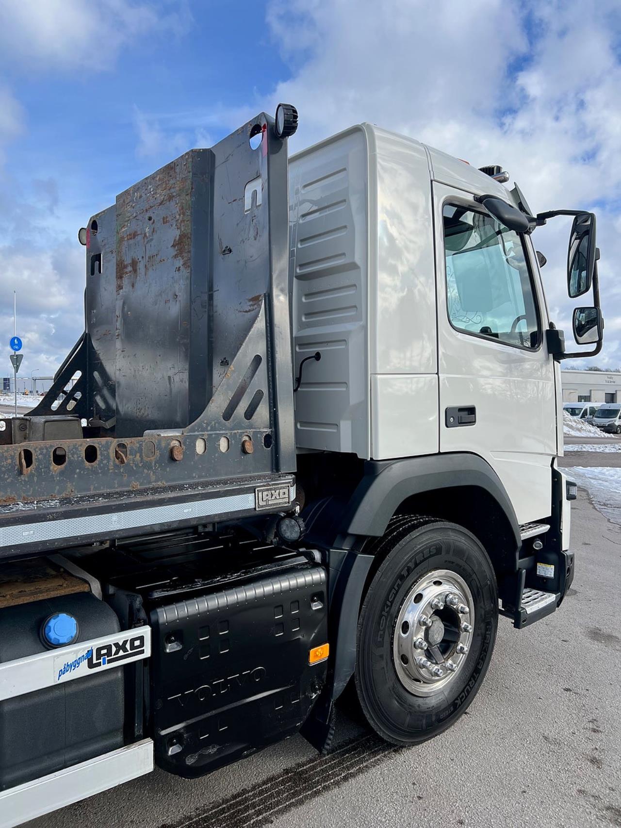 Volvo FMX 330 6x2*4 Laxo Liftdumper Euro 6 2015 - V&auml;xelflak