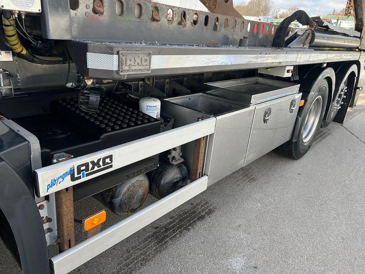 Volvo FMX 330 6x2*4 Laxo Liftdumper Euro 6 2015 - V&auml;xelflak