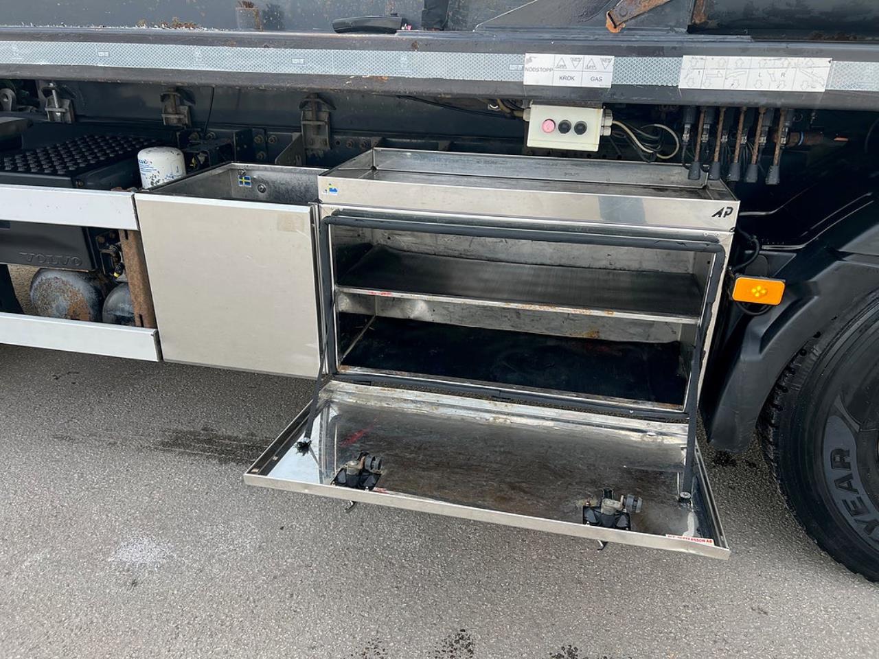 Volvo FMX 330 6x2*4 Laxo Liftdumper Euro 6 2015 - V&auml;xelflak