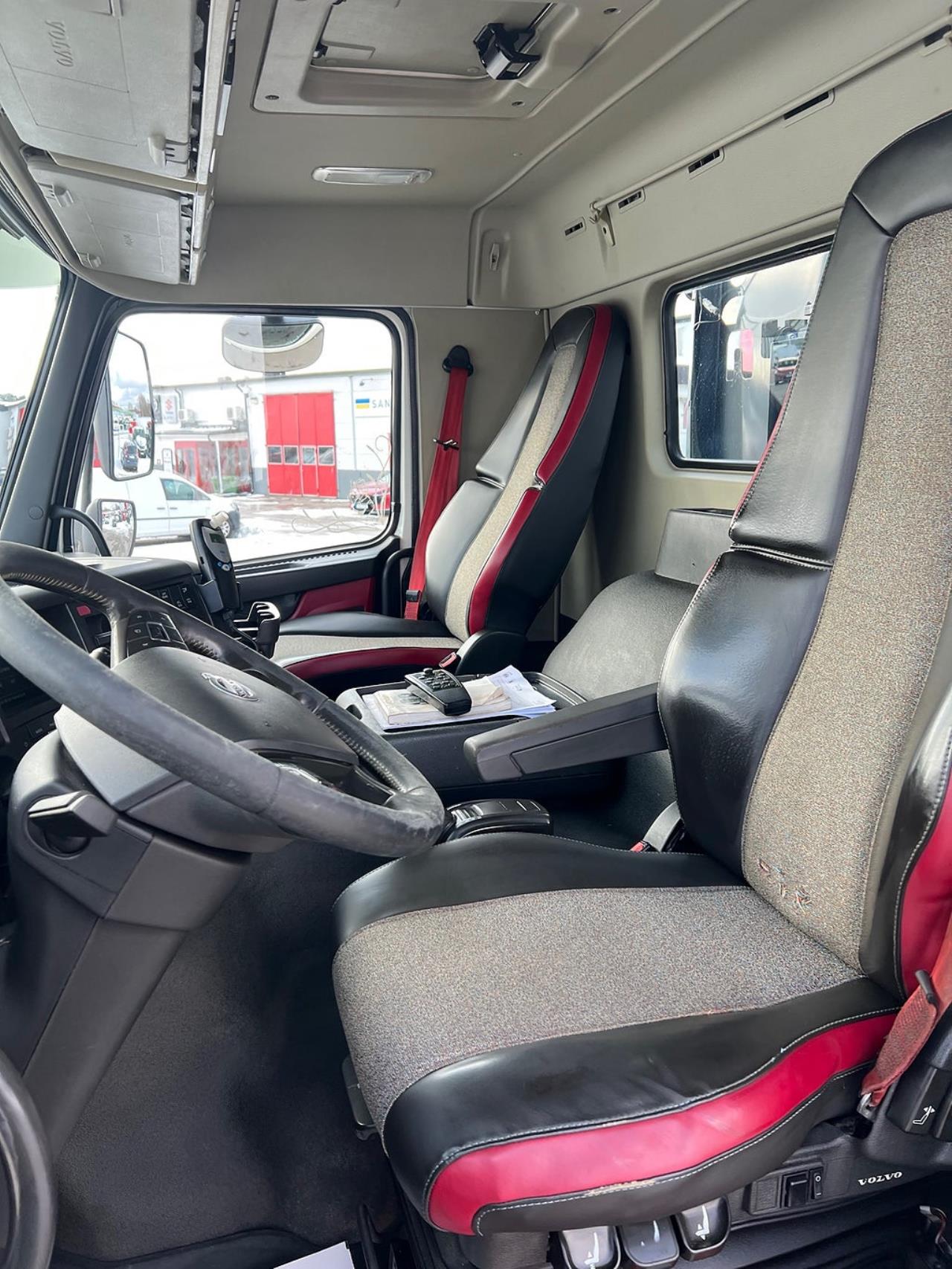 Volvo FMX 330 6x2*4 Laxo Liftdumper Euro 6 2015 - V&auml;xelflak