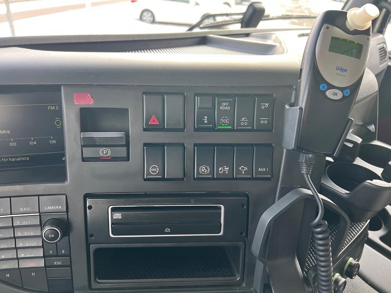 Volvo FMX 330 6x2*4 Laxo Liftdumper Euro 6 2015 - V&auml;xelflak